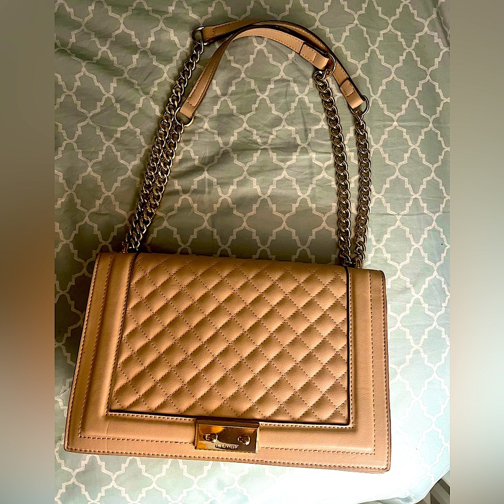 Pre used . Bag still in good condition